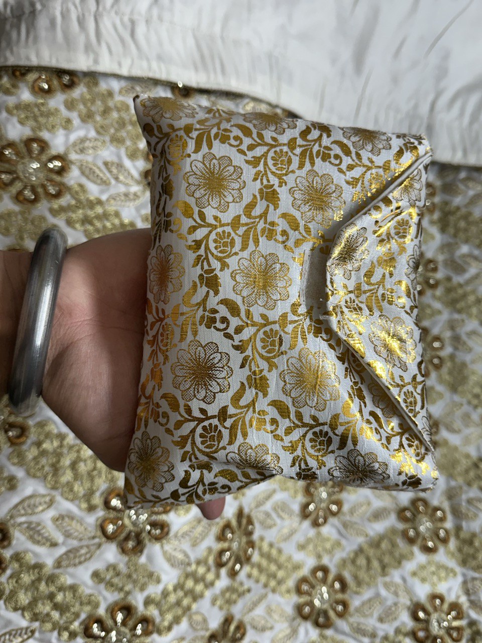 Pothi Sahib Bag (Cover)White with Golden color